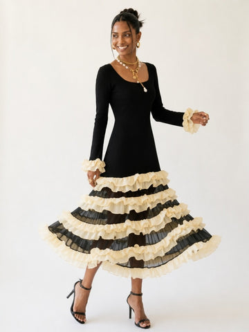 Elegant Ruffled Knit Maxi Dress