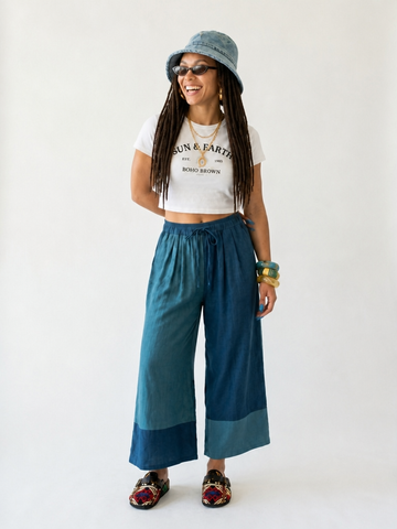 Audacious Color-Block Wide Leg Jeans