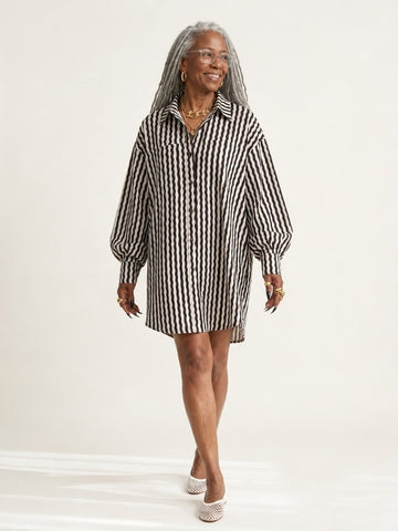 Audacious Wavy Striped Loose Shirt