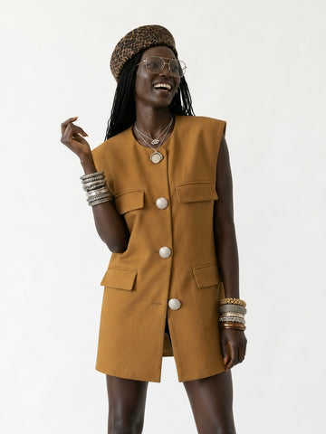 Confident Single Breasted Sleeveless Blazer