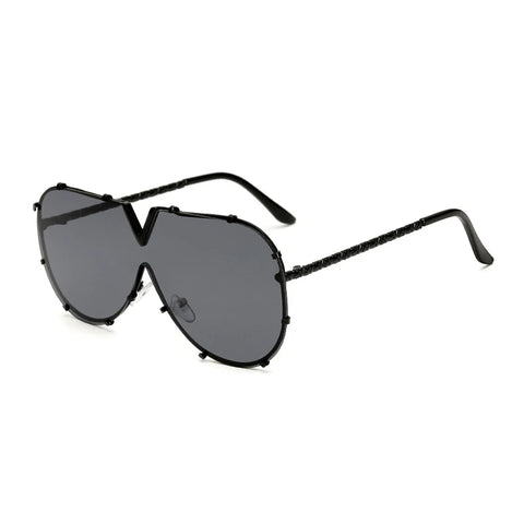 Confident Gold Oversized Sunglasses