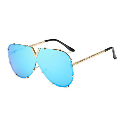 Confident Gold Oversized Sunglasses