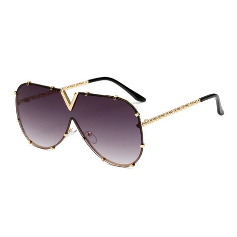 Confident Gold Oversized Sunglasses
