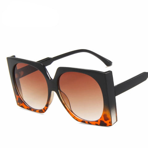 Daring Oversized Plastic Sunglasses