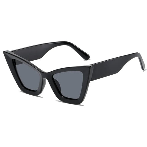 Daring Oversized Cat Eye Sunglasses