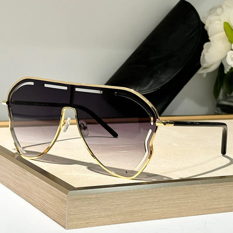 Daring Alloy Oversized Sunglasses