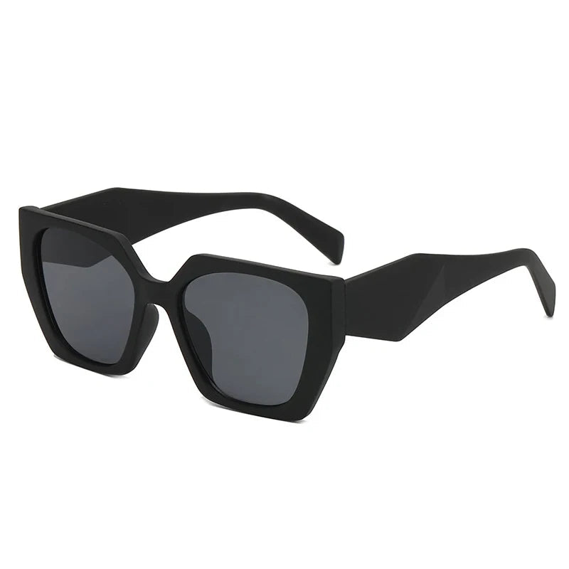 Daring Cat Eye Sunglasses
