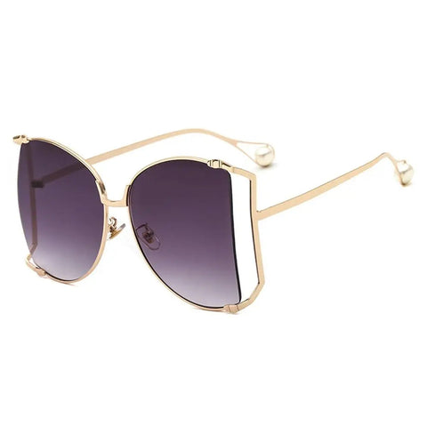 Confident Gold Oversized Sunglasses