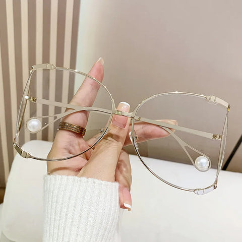 Divine Oversized Pearl Sunglasses