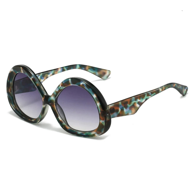 Daring Vintage Oversized Sunglasses