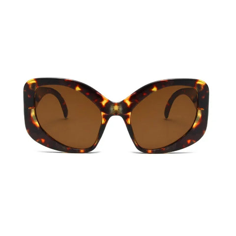 Daring Oversized Plastic Sunglasses