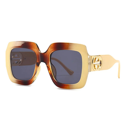 Confident Vintage Oversized Sunglasses