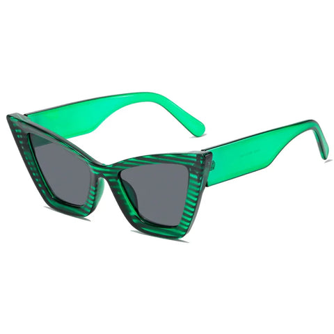 Daring Oversized Cat Eye Sunglasses