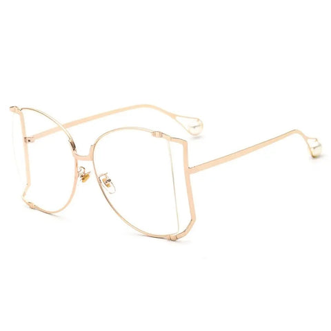 Confident Gold Oversized Sunglasses
